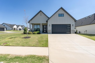 1 Winding Rock Rd, Simpsonville, SC 29680