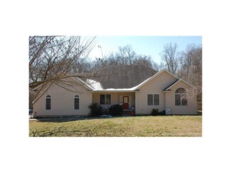 8589 Rufing Rd, Greenville, IN 47124