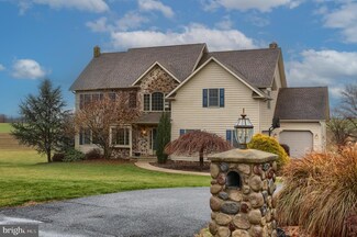 106 Country Ln, Richland, PA 17087