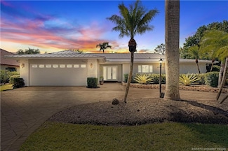 3501 SE Fairway W, Stuart, FL 34997