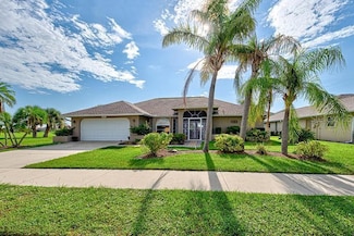 522 Cedarwood Ln, Venice, FL 34293