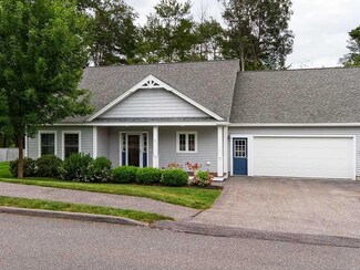 2 Mackworth Ln Unit 2, Cumberland Foreside, ME 04110