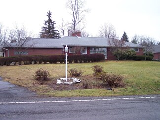 227 Overbrook Rd, Dallas, PA 18612