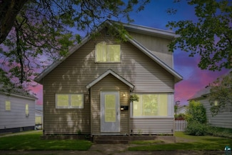 1421 Front St E, Ashland, WI 54806