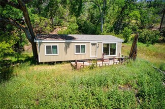 160 Henderson Dr, Clearlake Oaks, CA 95423