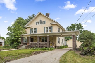 633 E Bodman St, Bement, IL 61813