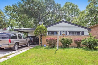 17320 Forestway Dr, Hazel Crest, IL 60429