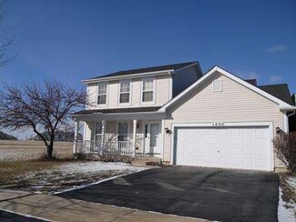 1035 Lakewood Cir, Naperville, IL 60540