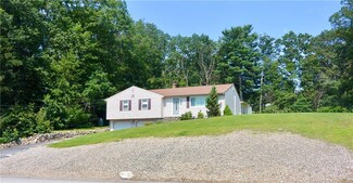 9 High View Dr, Smithfield, RI 02917