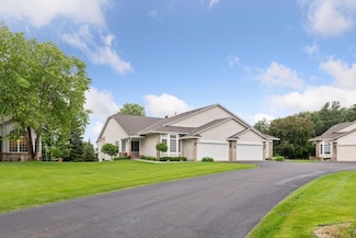 3725 Archer Ln N, Plymouth, MN 55446