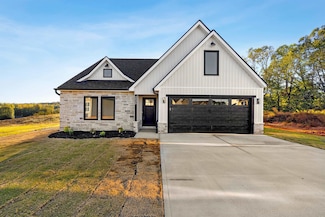 2035 Meadow Glen Ct, Chesnee, SC 29323