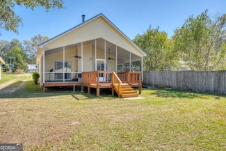 2822 Lakeview Dr, Donalsonville, GA 39845