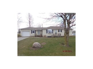 31 Clark St, Wakeman, OH 44889