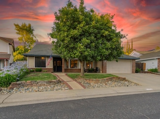 1416 Kennedy Dr, Roseville, CA 95678
