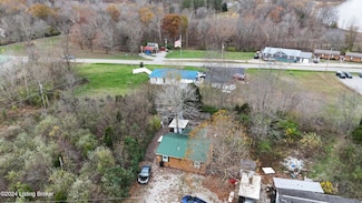 45 E Fentress Village Ln, Mc Daniels, KY 40152