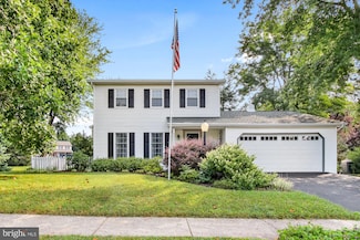 12 E Parkview Rd, Manchester, PA 17345