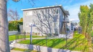 1921 19th St, Santa Monica, CA 90404