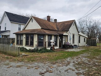 801 John St, Washington Court House, OH 43160