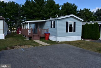 1039 Sage Ave, Reading, PA 19605