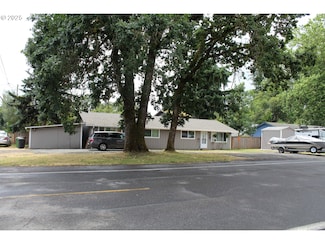 1133 West St, St. Helens, OR 97051