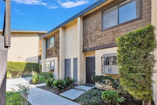 12750 Centralia St Unit 94, Lakewood, CA 90715