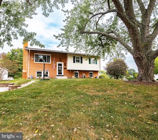 7513 Roxbury Ave, Manassas, VA 20109