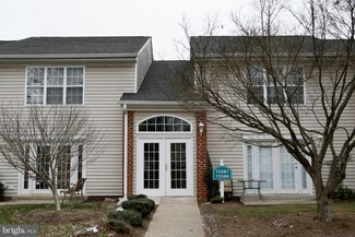 15583 Horseshoe Ln Unit 583, Woodbridge, VA 22191