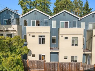 409 NE 155th St Unit C, Shoreline, WA 98155