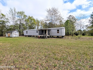 116 Branch Dr, Burgaw, NC 28425