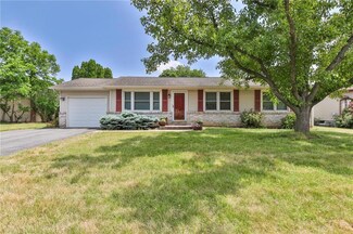 4282 Windswept Dr, Bethlehem, PA 18020