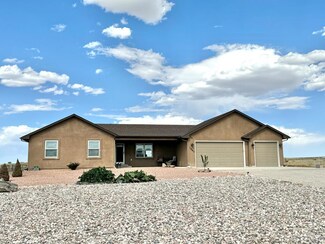 1667 E Silverwood Dr, Pueblo West, CO 81007