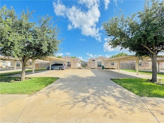 221 W Albatross Ave, Pharr, TX 78577
