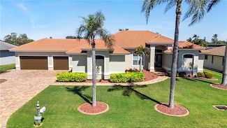 5265 Tamiami Ct, Cape Coral, FL 33904