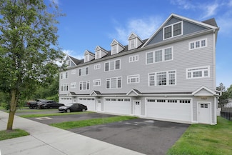 157 Brentwood Ave Unit 157, Fairfield, CT 06825