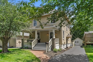 620 Wallace St, Stroudsburg, PA 18360
