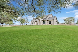 1005 Lilly Ln, Weatherford, TX 76088