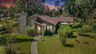 541 Natchez Park, Conroe, TX 77302