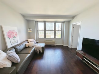 149 Essex St Unit 5S, Jersey City, NJ 07302