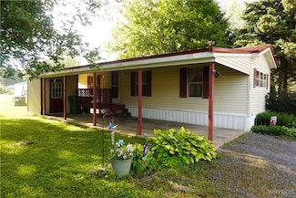 153 Kody Ln, Delevan, NY 14042