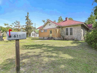 611 W Green St, Perry, FL 32347