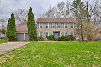 9005 Foxhunter Ln, Cincinnati, OH 45242