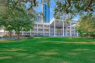 5050 Ambassador Way Unit 201, Houston, TX 77056