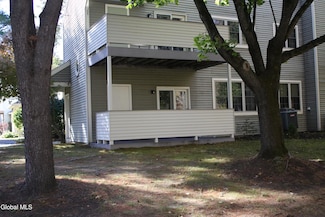 139 Monmouth Way, Clifton Park, NY 12065