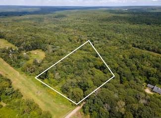 1394 North Rd, Killingly, CT 06241