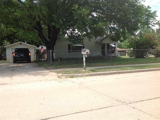 1059 N Gow St, Wichita, KS 67203