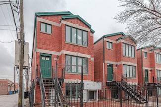 2413 W Taylor St, Chicago, IL 60612