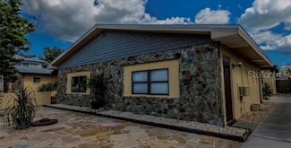 618 73rd Ave, Saint Pete Beach, FL 33706