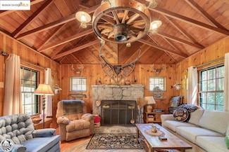 269 Meadow View Rd, Pinecrest, CA 95364