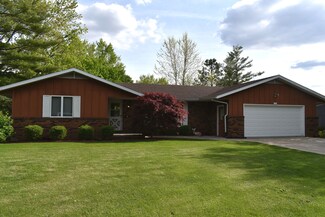 502 Ridge Ln, Eureka, IL 61530