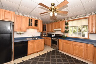 1226 N 43rd St, Milwaukee, WI 53208
